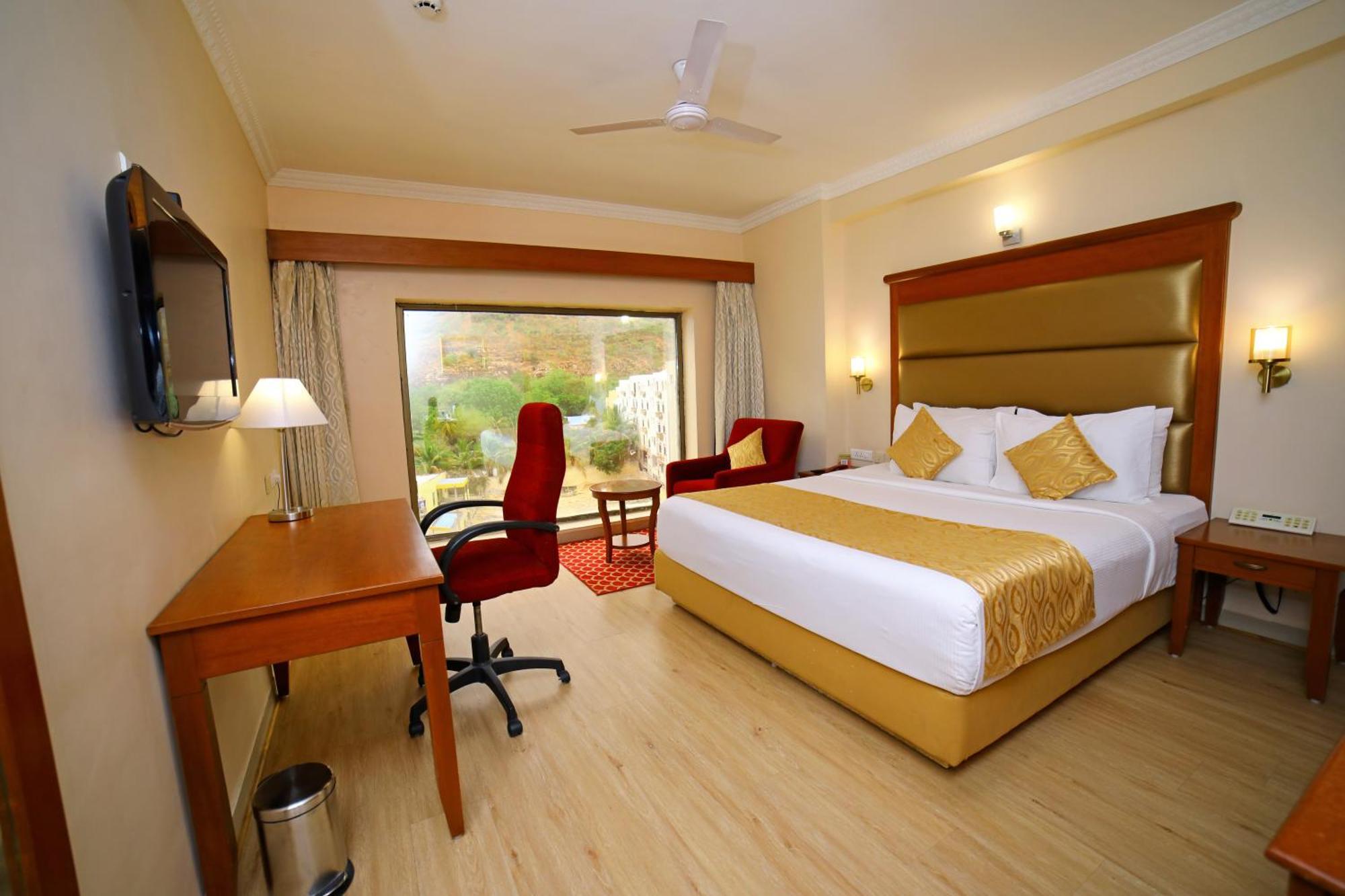 Raj Park- Hill View Hotell Tirupati Eksteriør bilde